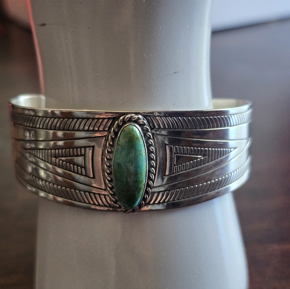 Vintage Silver and Turquoise Bracelet